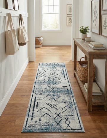 2' x 6' Kamala Washable Runner Rug