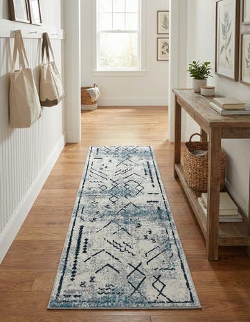 2' x 6' Kamala Washable Runner Rug