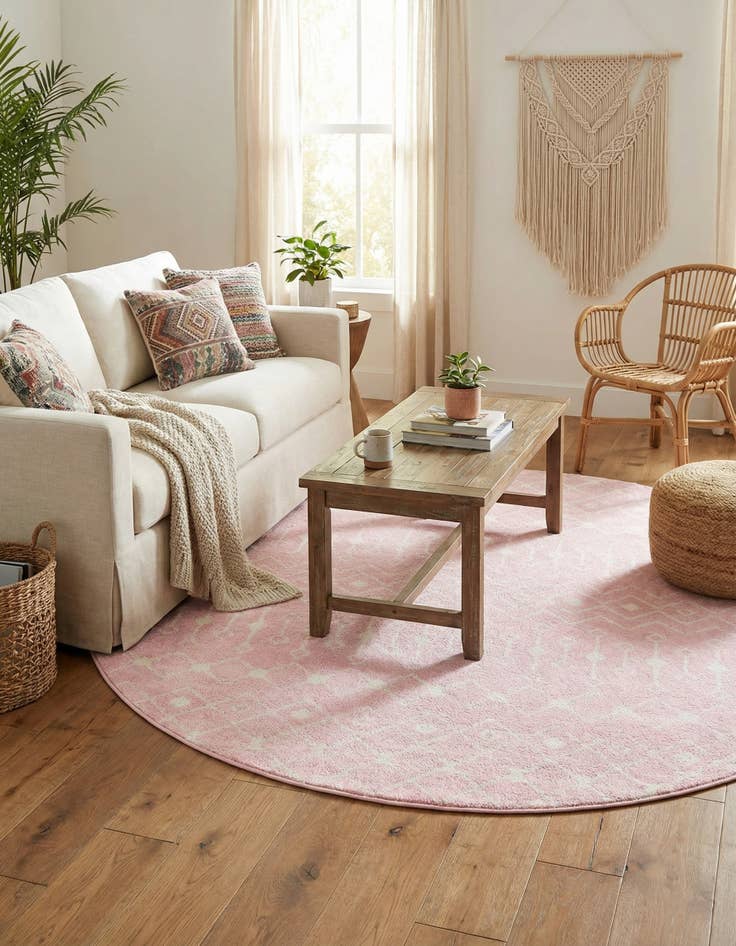 Detail image of 7' 10 x 7' 10 Moroccan Trellis Round Rug