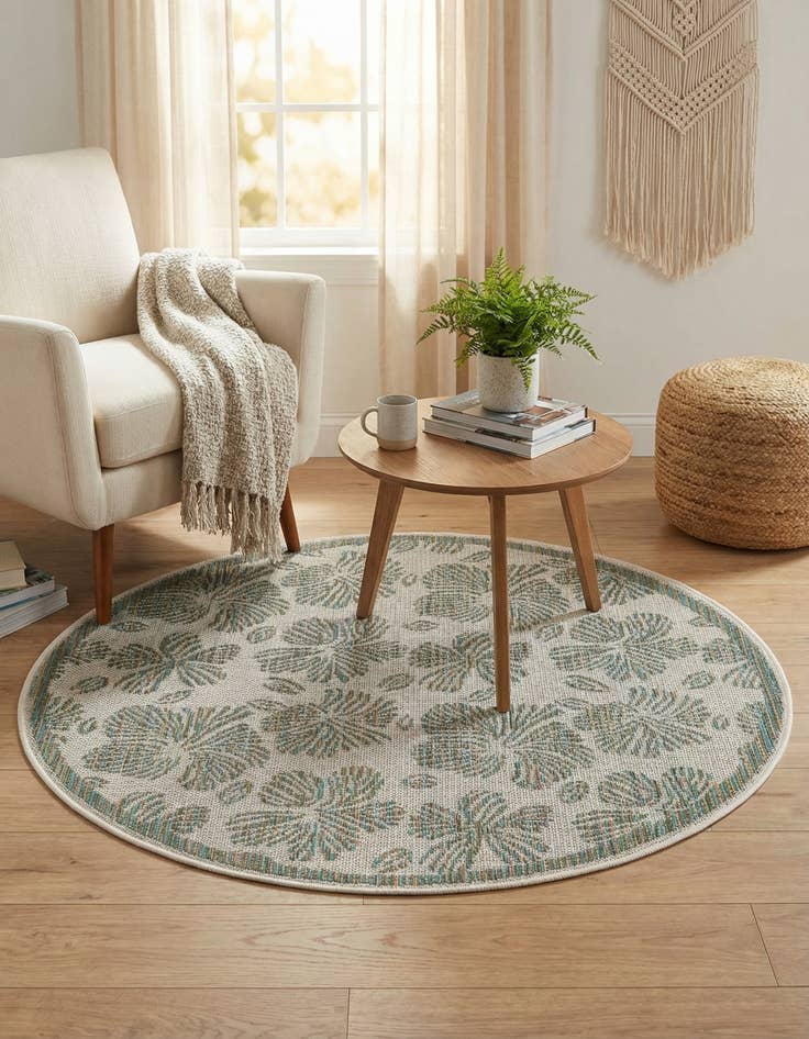 Detail image of  4' 1 x 4' 1  Washable Baja Indoor / Outdoor Round Rug