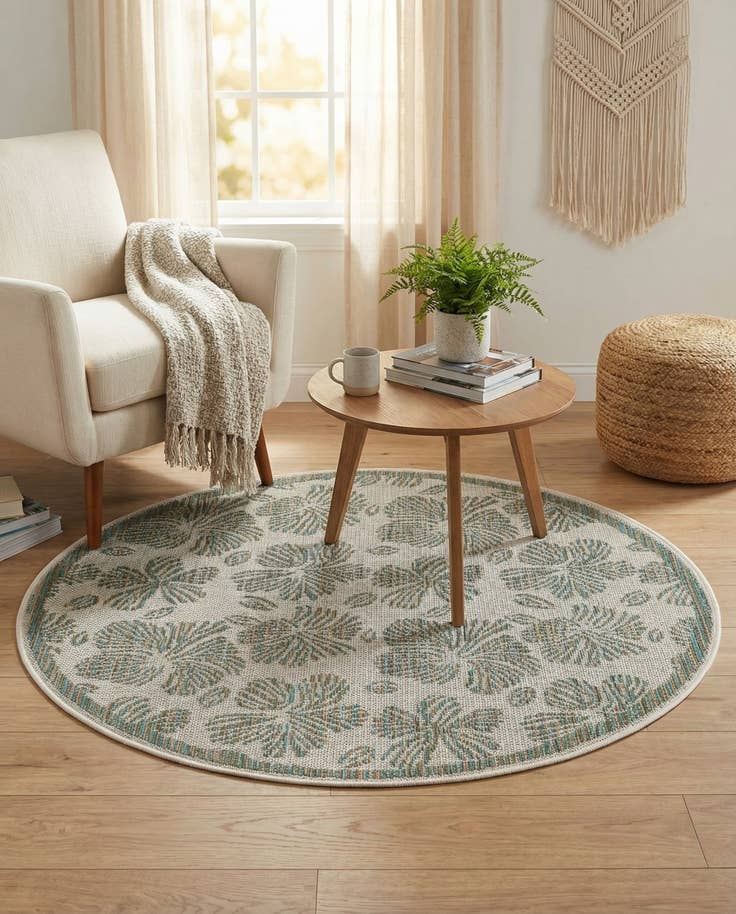 Detail image of 4' 1 x 4' 1 Easy-Clean Baja Indoor / Outdoor Round Rug