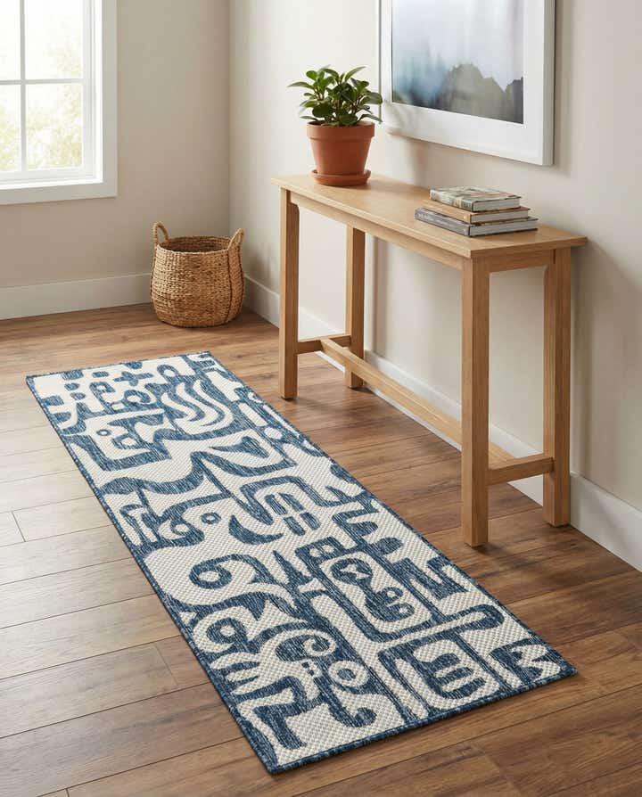 2' x 6' Easy-Clean Modern Indoor / Outdoor Runner Rug