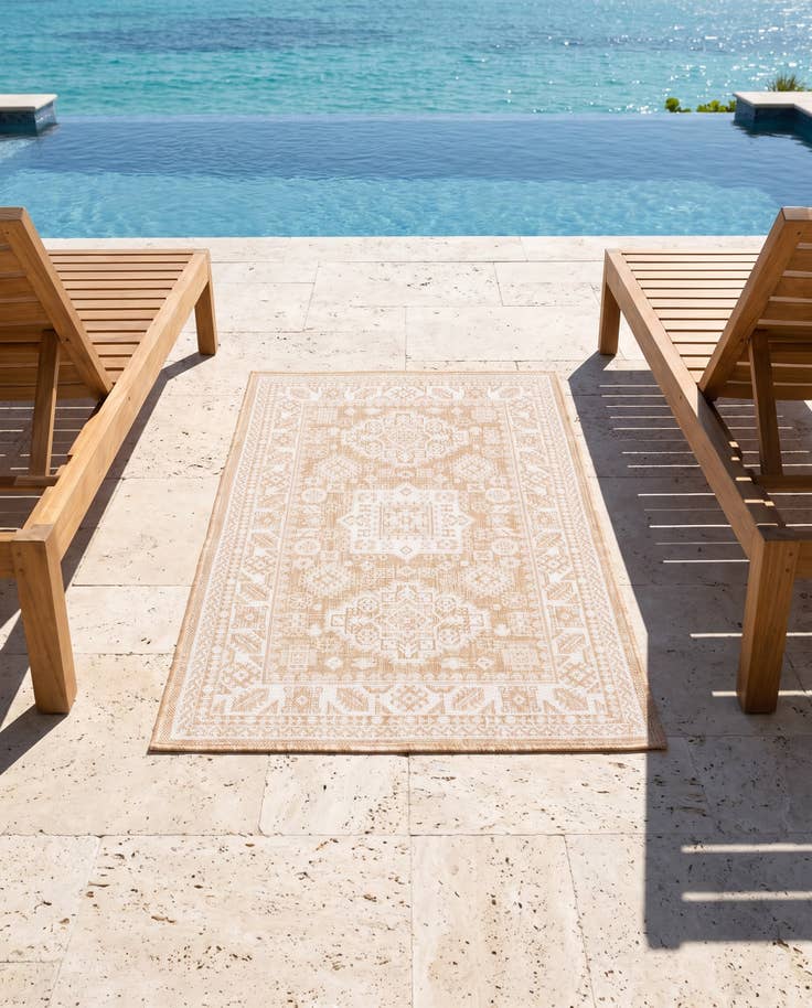 Detail image of 3' x 5' 3 Easy-Clean Aztec Indoor / Outdoor Rug