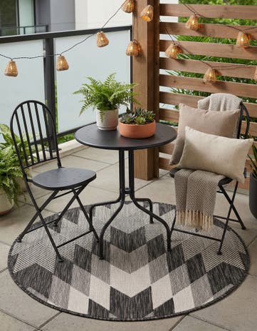 3' x 3' Easy-Clean Modern Indoor / Outdoor Round Rug