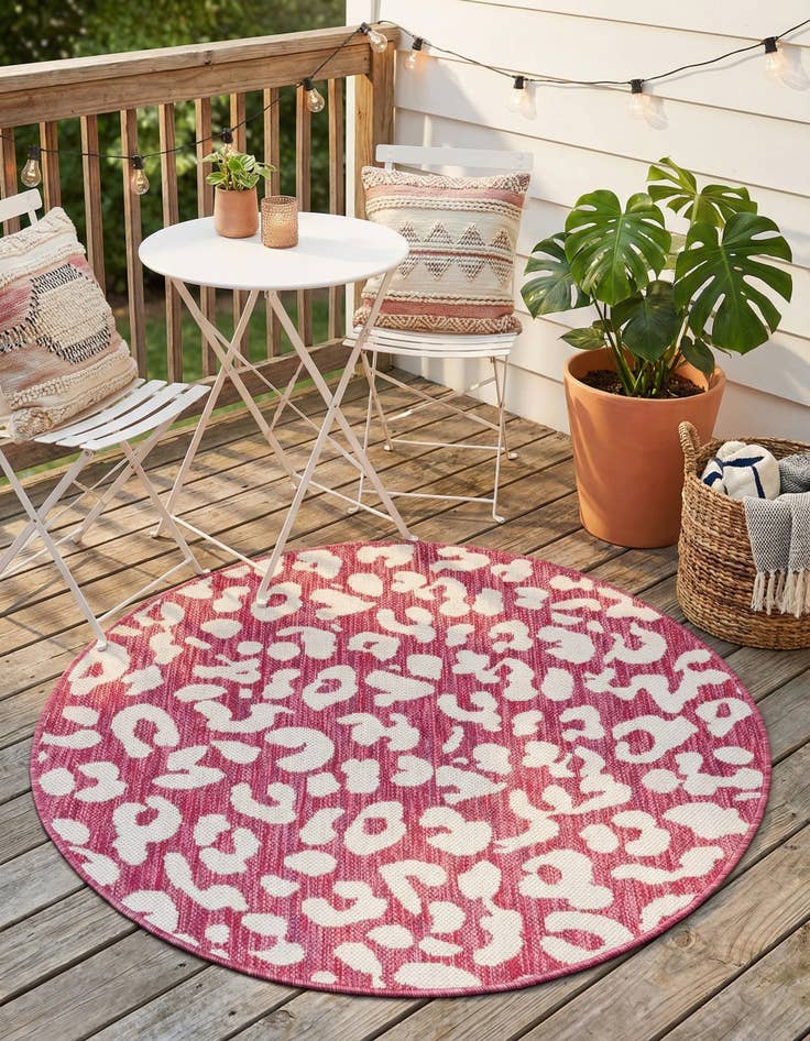 Detail image of  3' x 3'  Washable Safari Indoor / Outdoor Round Rug