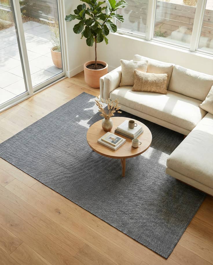 Detail image of 9' x 12' Easy-Clean Solid Indoor / Outdoor Rug