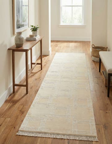 2' 8 x 9' 9 Hand Knotted Darya Wool Runner Rug
