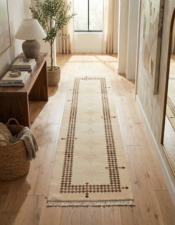 2' 8 x 9' 9 Hand Knotted Darya Wool Runner Rug