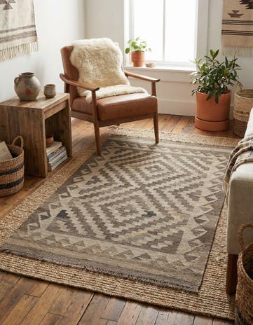 3' 2 x 5' 2 Hand Woven Kilim Maymana Wool Rug