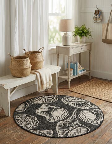 Black and White Easy-Clean Coastal Indoor / Outdoor Round Rug