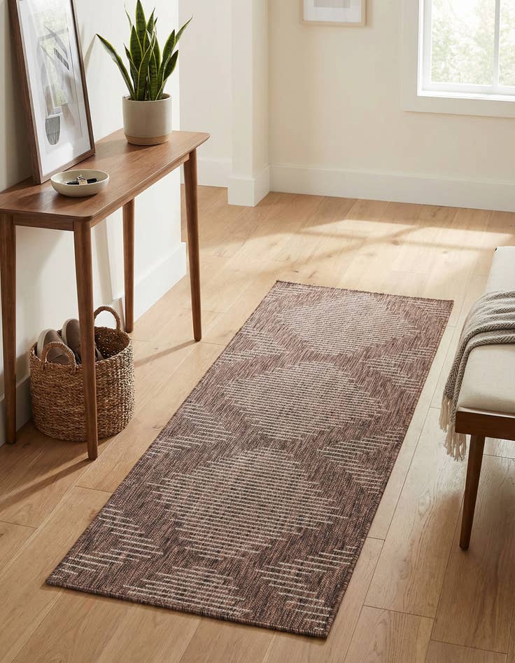 Detail image of  2' x 6'  Washable Modern Indoor / Outdoor Runner Rug