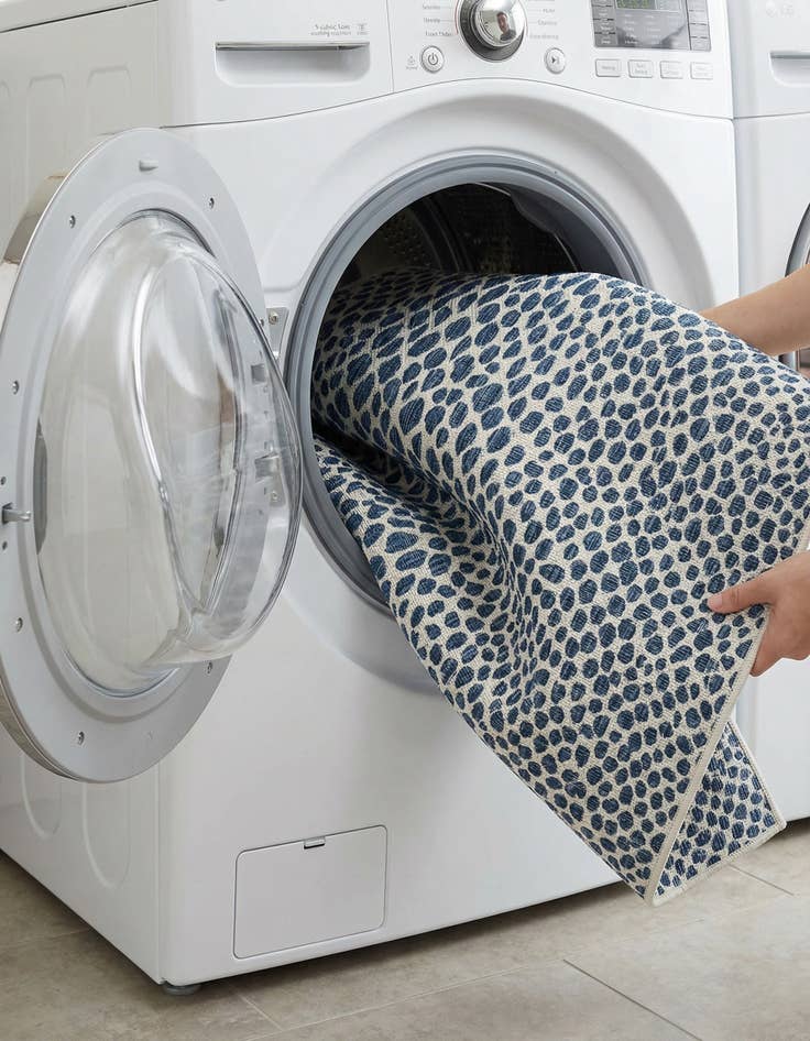 Detail image of 7' 10 x 10'  Washable Jill Zarin Cape Town Indoor / Outdoor Rug