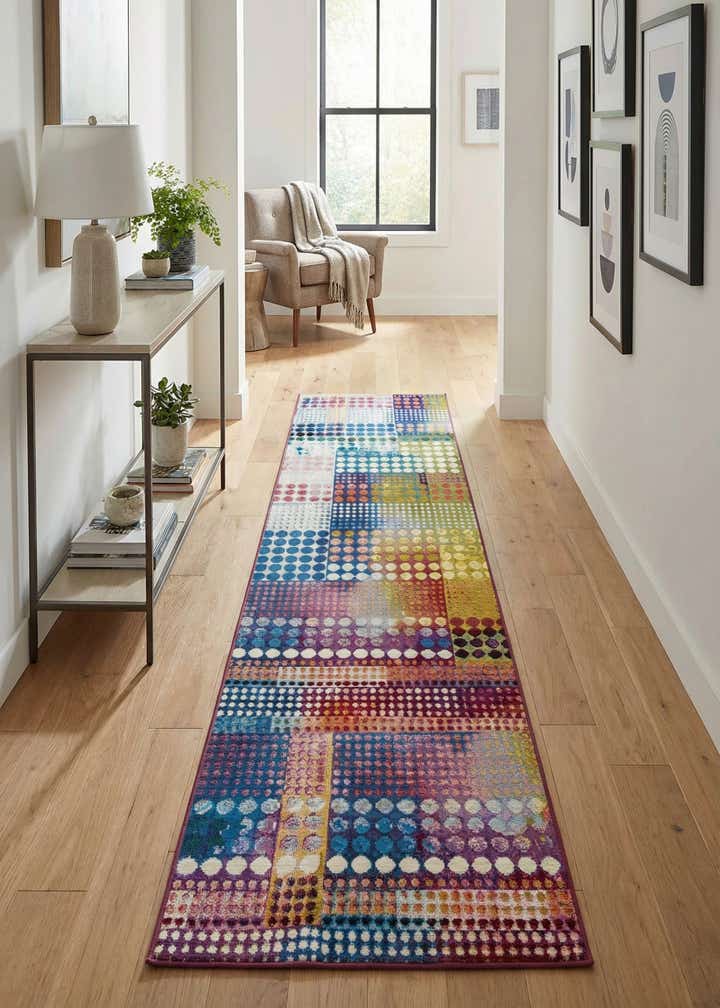 2' 7 x 10' Easy-Clean Modern Indoor / Outdoor Runner Rug