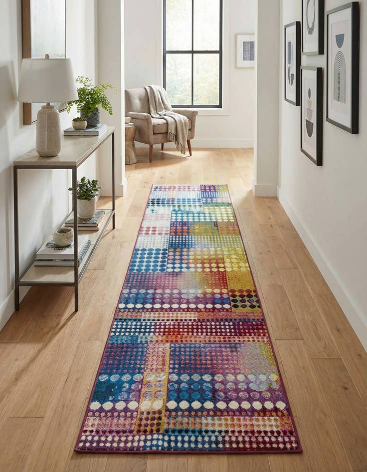 Detail image of 2' 7 x 10'  Washable Modern Indoor / Outdoor Runner Rug