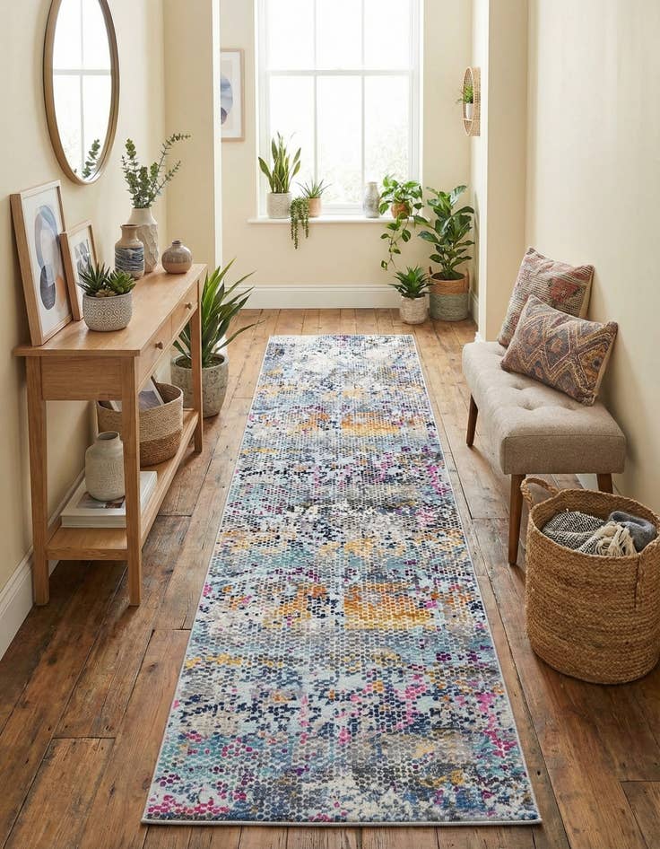 Detail image of 2' 7 x 9' 10 Malibu Runner Rug