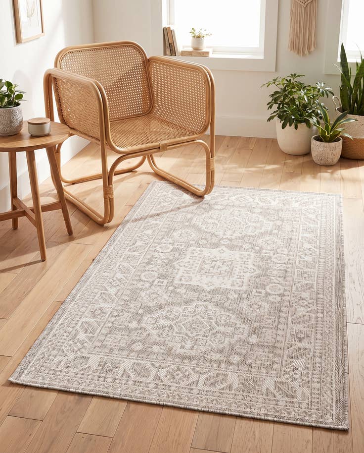 Detail image of 3' x 5' 3 Easy-Clean Aztec Indoor / Outdoor Rug