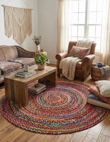 5' 1 x 5' 1 Handmade Braided Chindi Round Rug