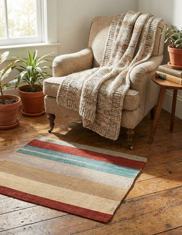 1' 6 x 1' 6 Hand Woven Pillow Wool Square Rug