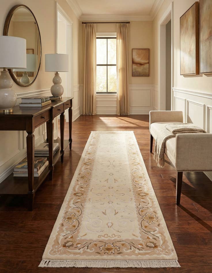 Detail image of 2' 10 x 9' 9  Hand Knotted Darya Wool Runner Rug