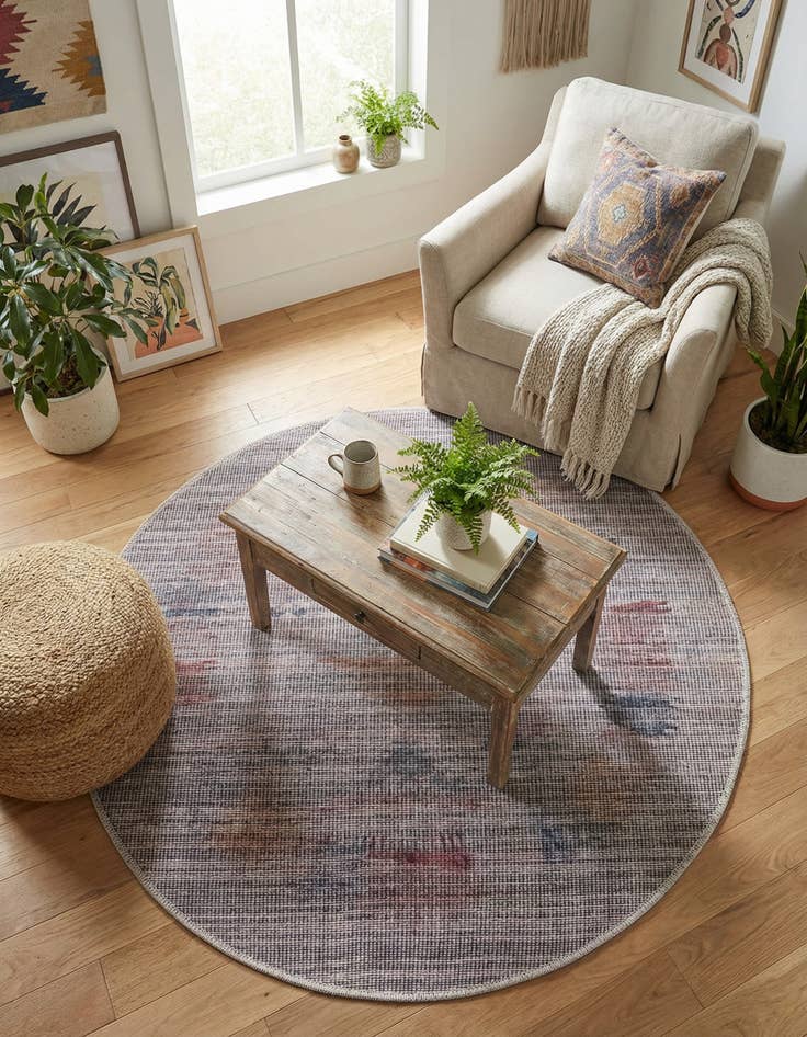 Detail image of 3' 3 x 3' 3  Washable Sisu Round Rug