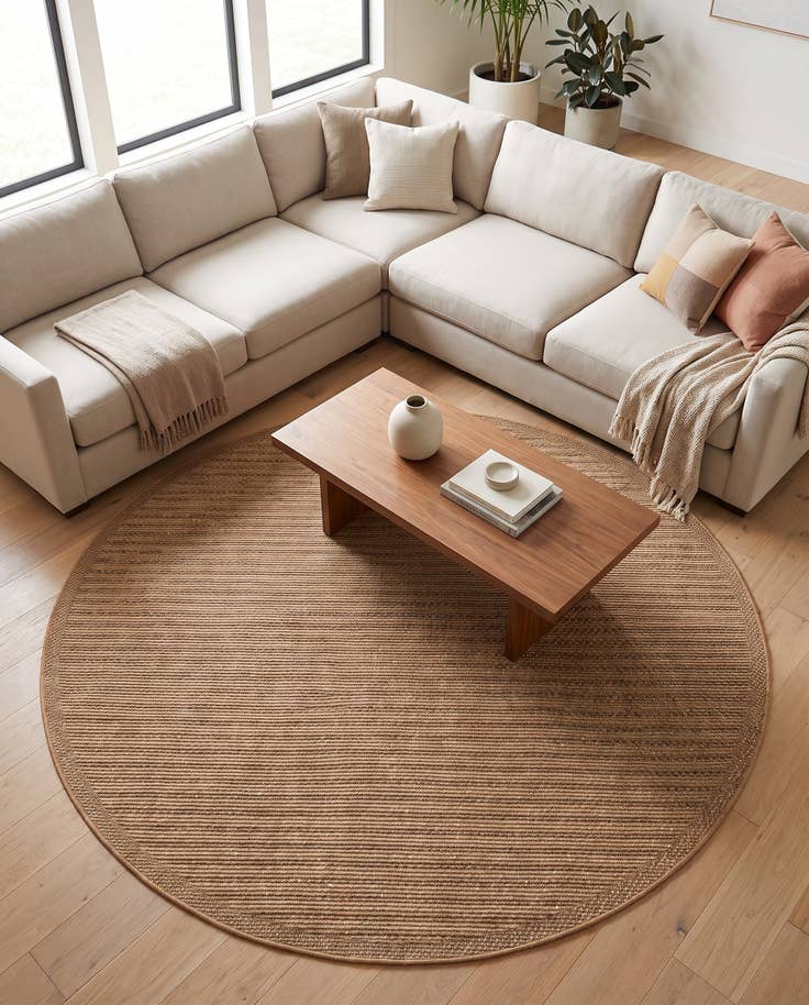 Detail image of 7' 10 x 7' 10 Easy-Clean Border Indoor / Outdoor Round Rug