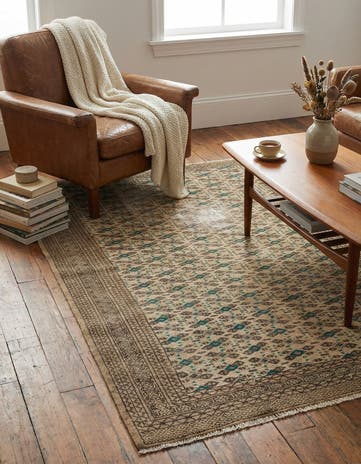 4' 2 x 6' Hand Knotted Ultra Vintage Persian Wool Rug