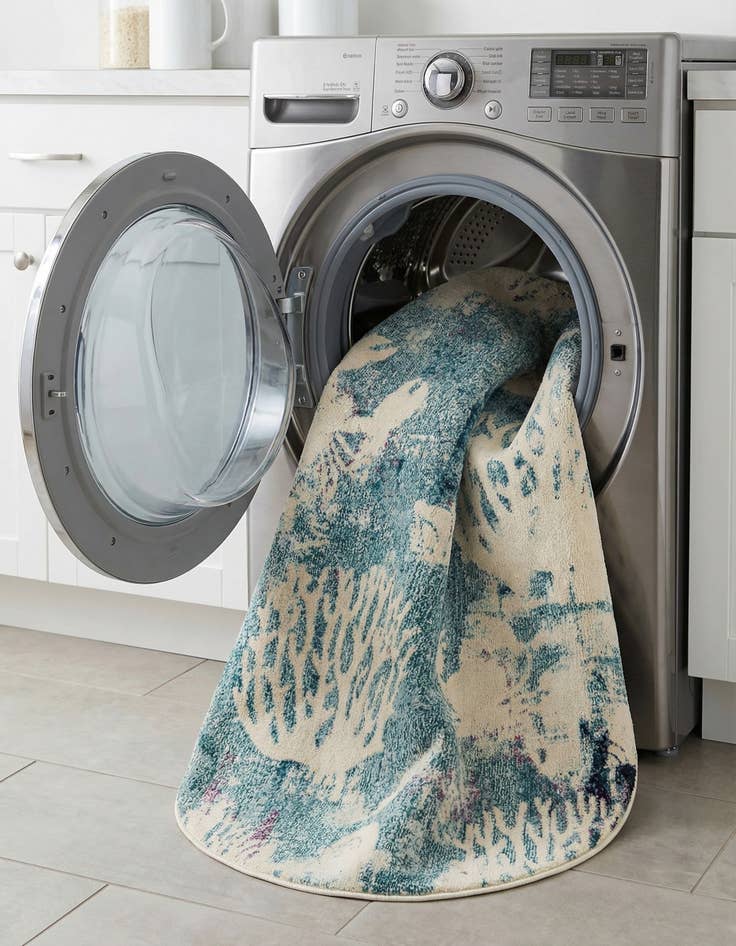 Detail image of 5' x 8'  Washable Capri Oval Rug