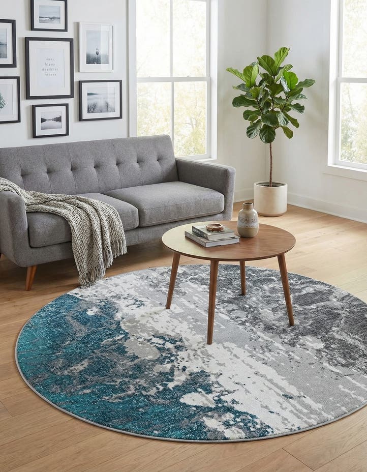 5' 3 x 5' 3 Valencia Round Rug