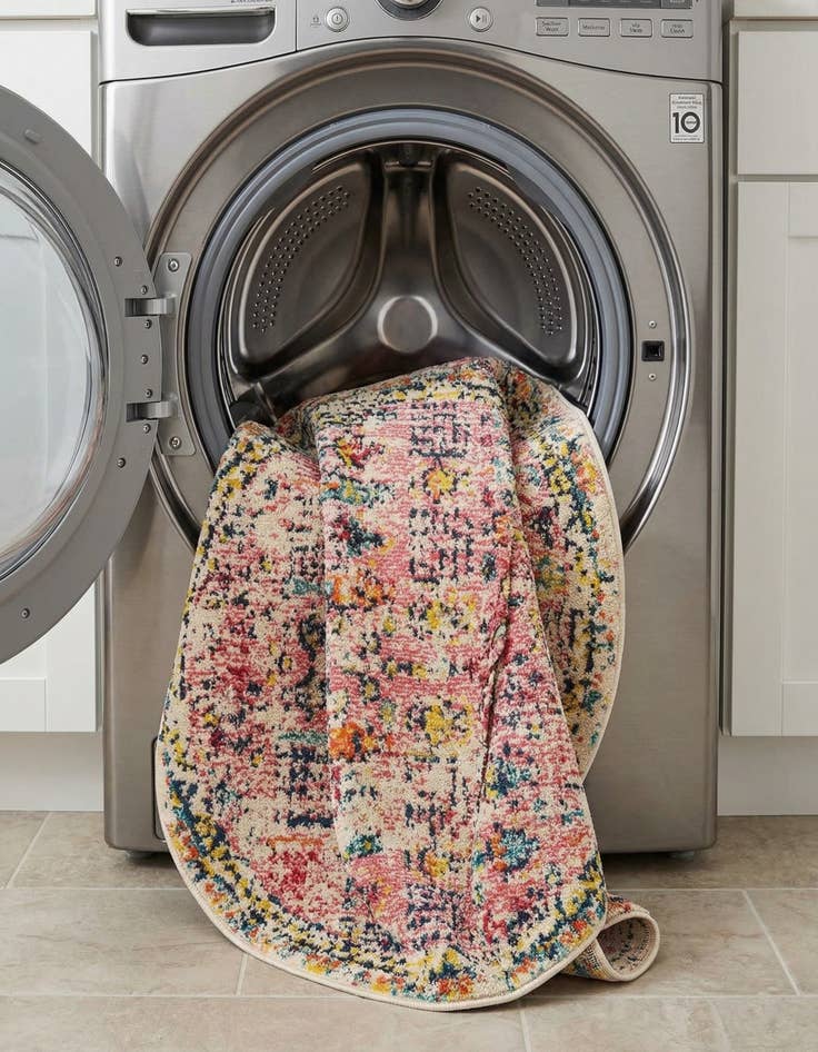 Detail image of 3' 3 x 3' 3  Washable Alta Round Rug