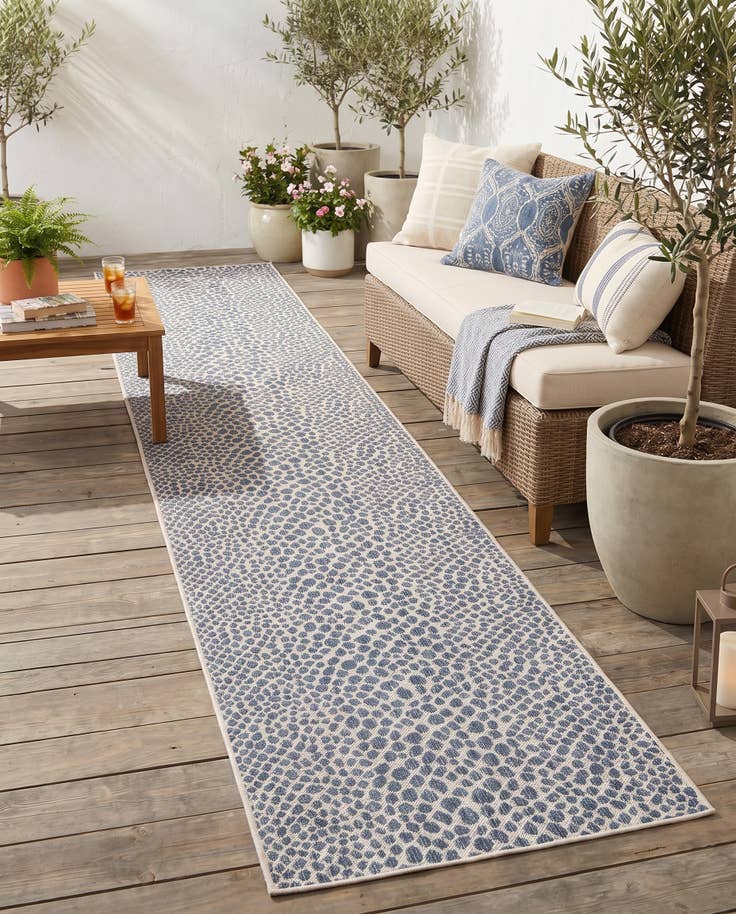 Detail image of 2' 7 x 12' Easy-Clean Jill Zarin Cape Town Indoor / Outdoor Runner Rug