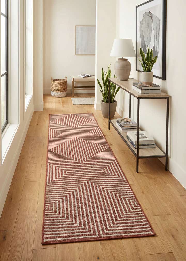 2' x 8' Easy-Clean Modern Indoor / Outdoor Runner Rug