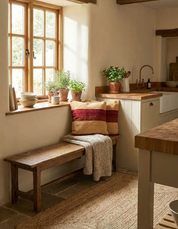 2' 5 x 2' 5 Hand Woven Pillow Wool Square Rug