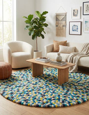 6' 1 x 6' 1 Hand Woven Felt Ball Wool Round Rug