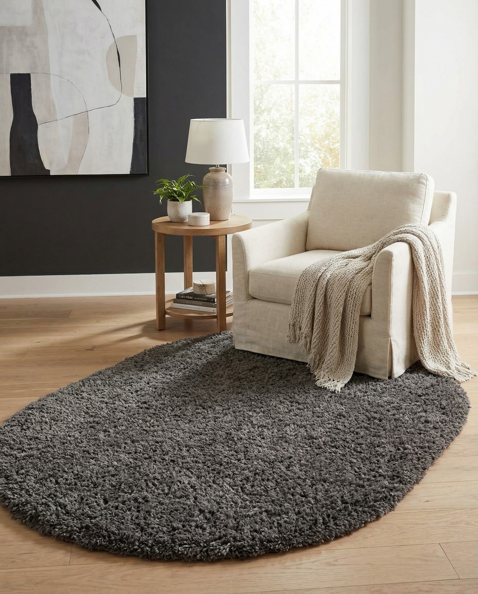  7' 10 x 10' Marilyn Monroe&trade; Shag Oval Rug