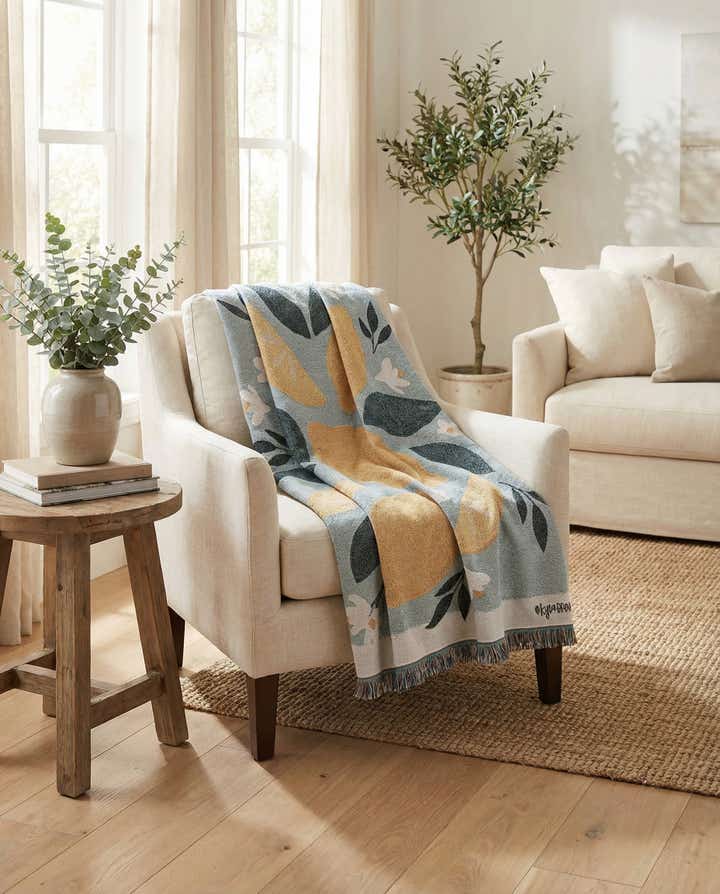 135cm x 185cm Pastel Lemons Throw Blanket