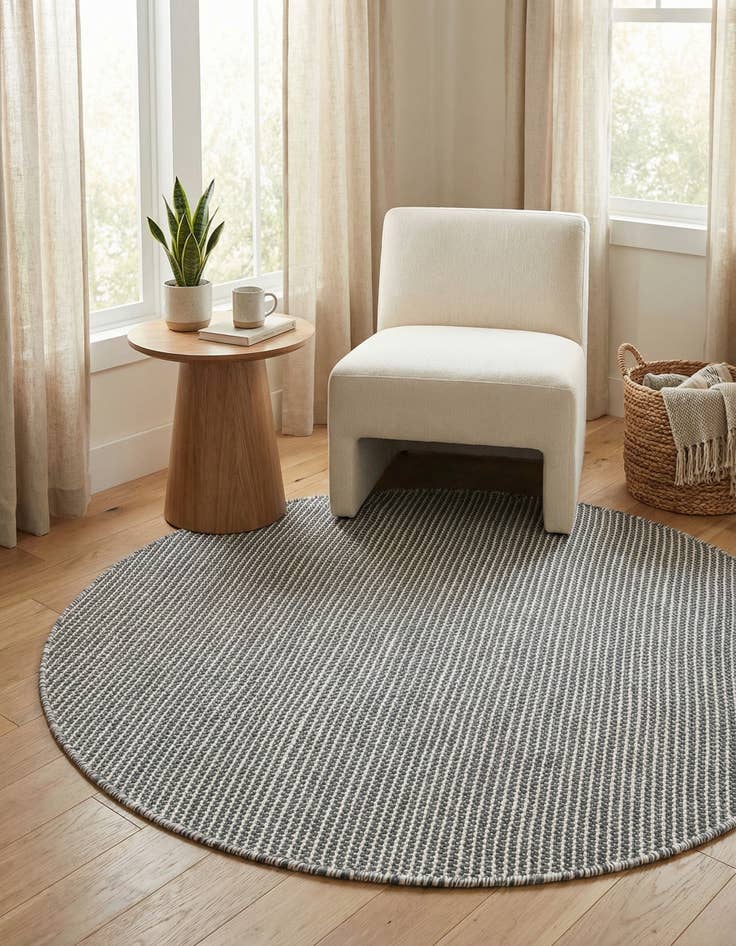 Detail image of 3' 3 x 3' 3  Washable Jill Zarin Palm Springs Indoor / Outdoor Round Rug