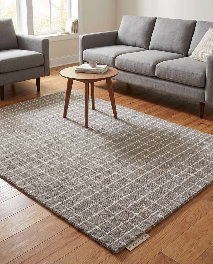 4' 1 x 6' 1 Heritage Line Wool Rug