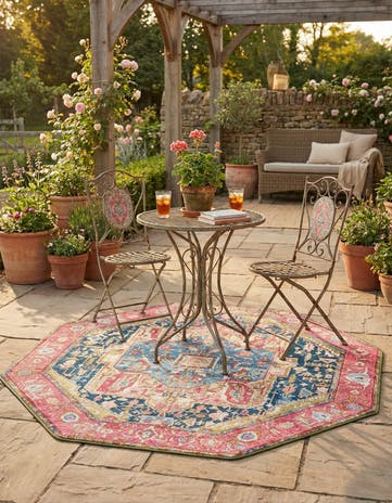 5' 3 x 5' 3 Easy-Clean Traditional Indoor / Outdoor Octagon Rug