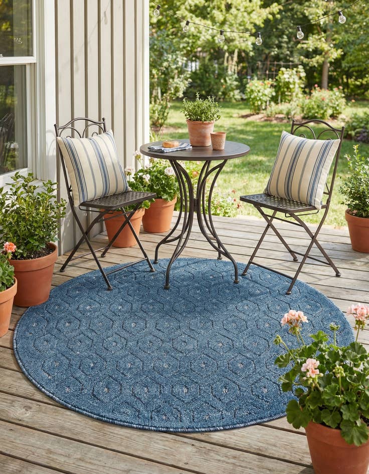 Detail image of  4' x 4'  Washable Trellis Textured Indoor / Outdoor Round Rug