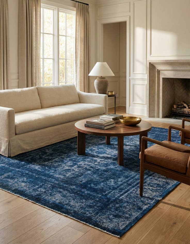 Detail image of 4' 6 x 8' 4  Hand Knotted Ultra Vintage Persian Wool Rug