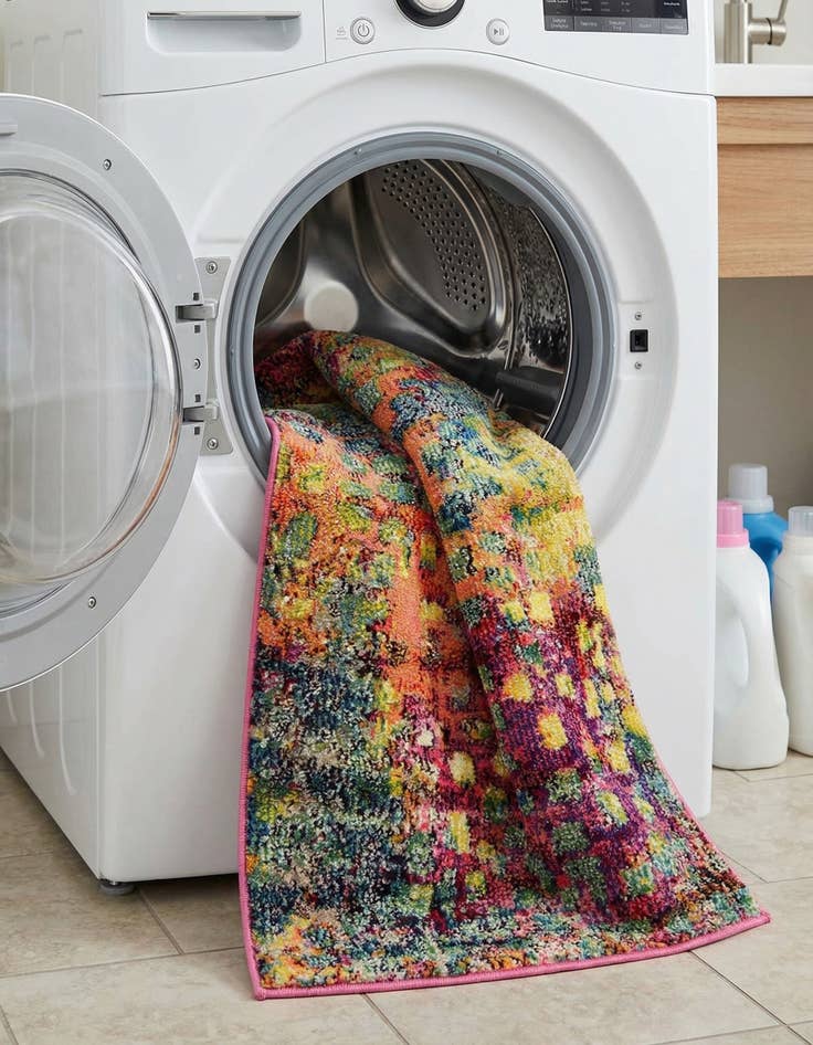 Detail image of 2' x 3'  Washable Barcelona Rug