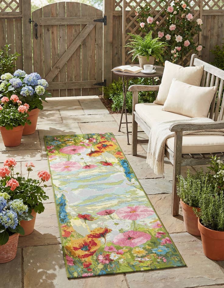 Detail image of 2' x 6' Easy-Clean Botanical Indoor / Outdoor Runner Rug