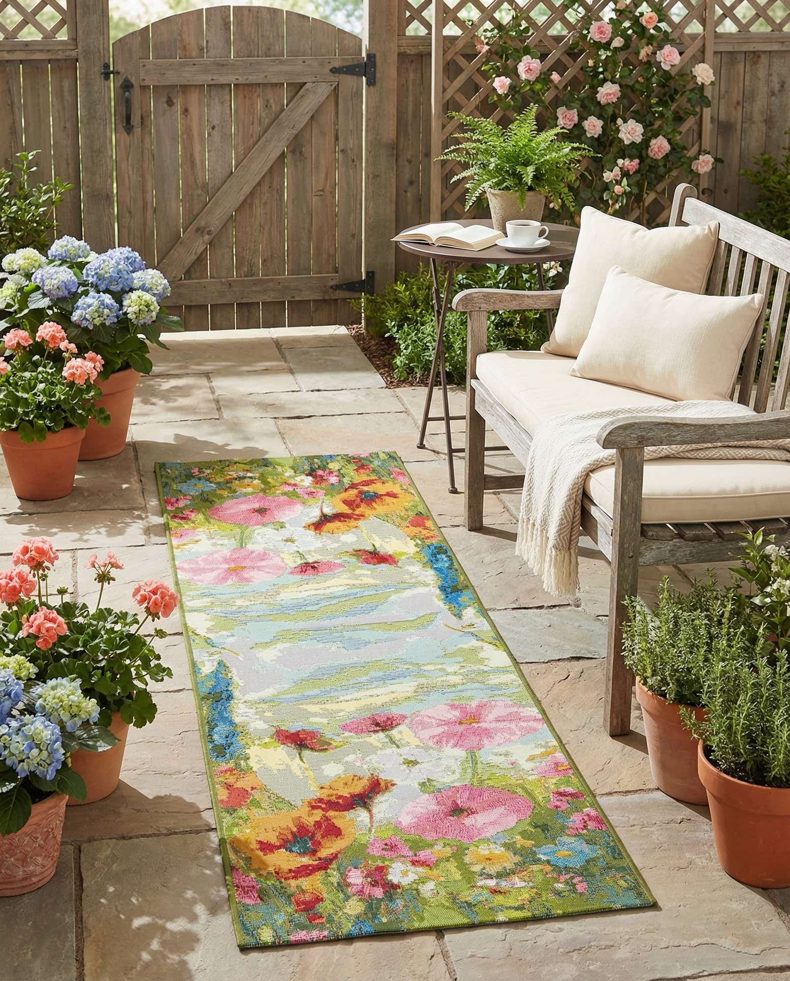 2' x 6' Easy-Clean Botanical Indoor / Outdoor Runner Rug