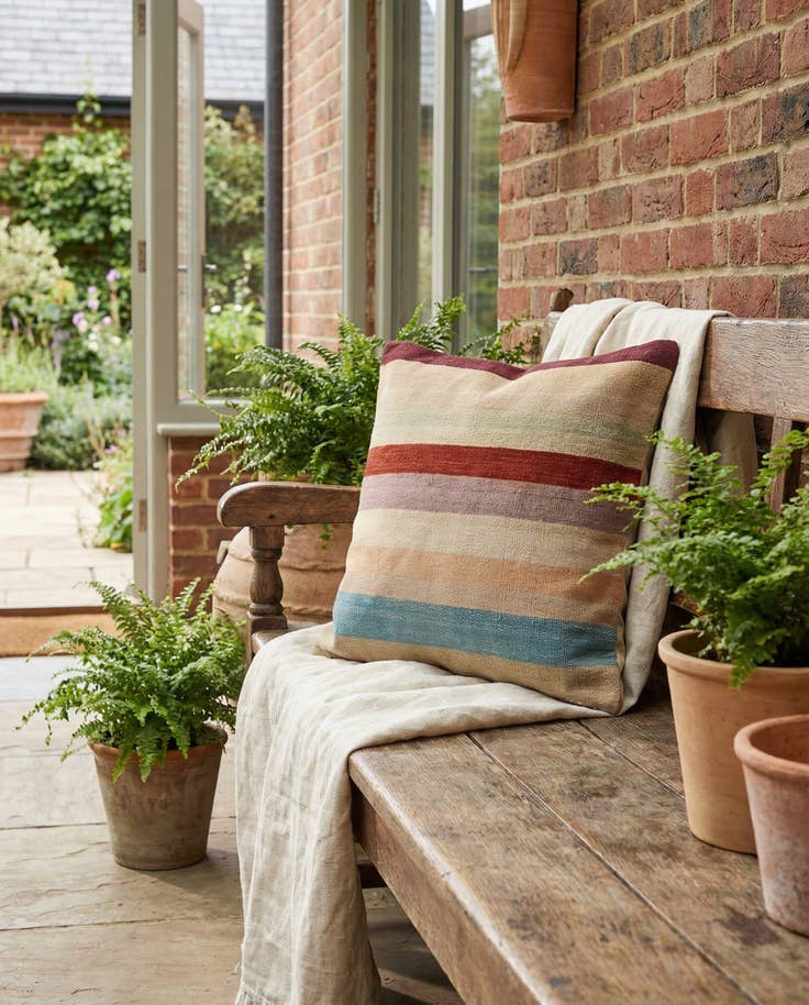 Detail image of 2' 5 x 2' 5 Hand Woven Pillow Wool Square Rug