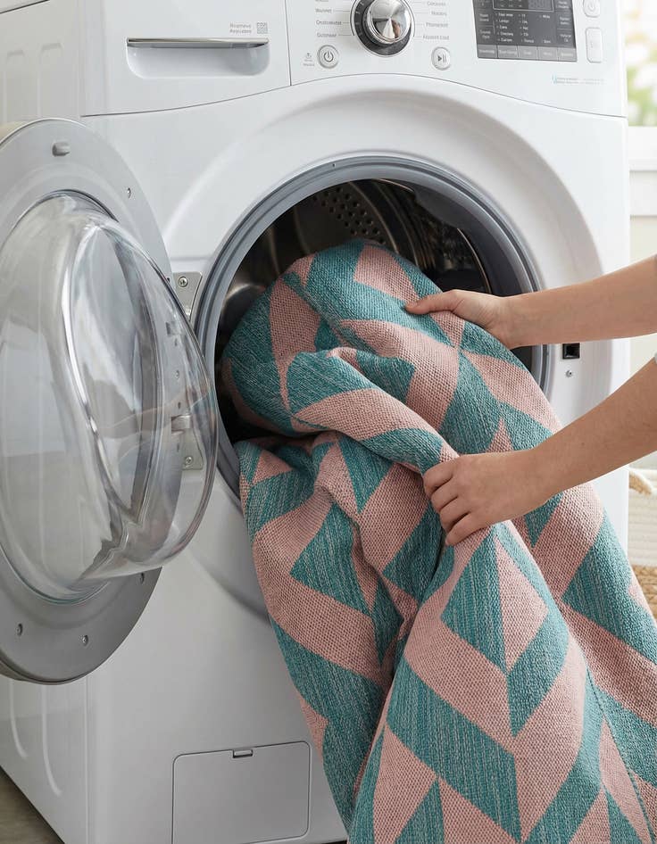 Detail image of 7' 10 x 10'  Washable Jill Zarin Napa Indoor / Outdoor Rug