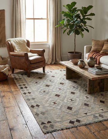 5' 3 x 6' 7 Hand Woven Kilim Maymana Wool Rug