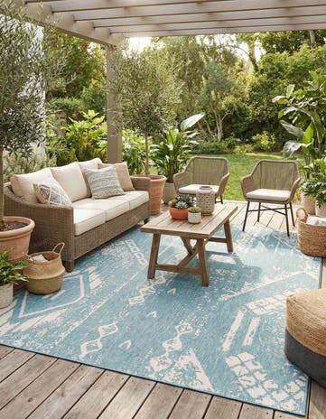 9' x 12' Easy-Clean Bohemian Indoor / Outdoor Rug