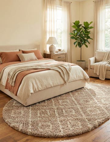 Light Brown Lattice Shag Oval Rug