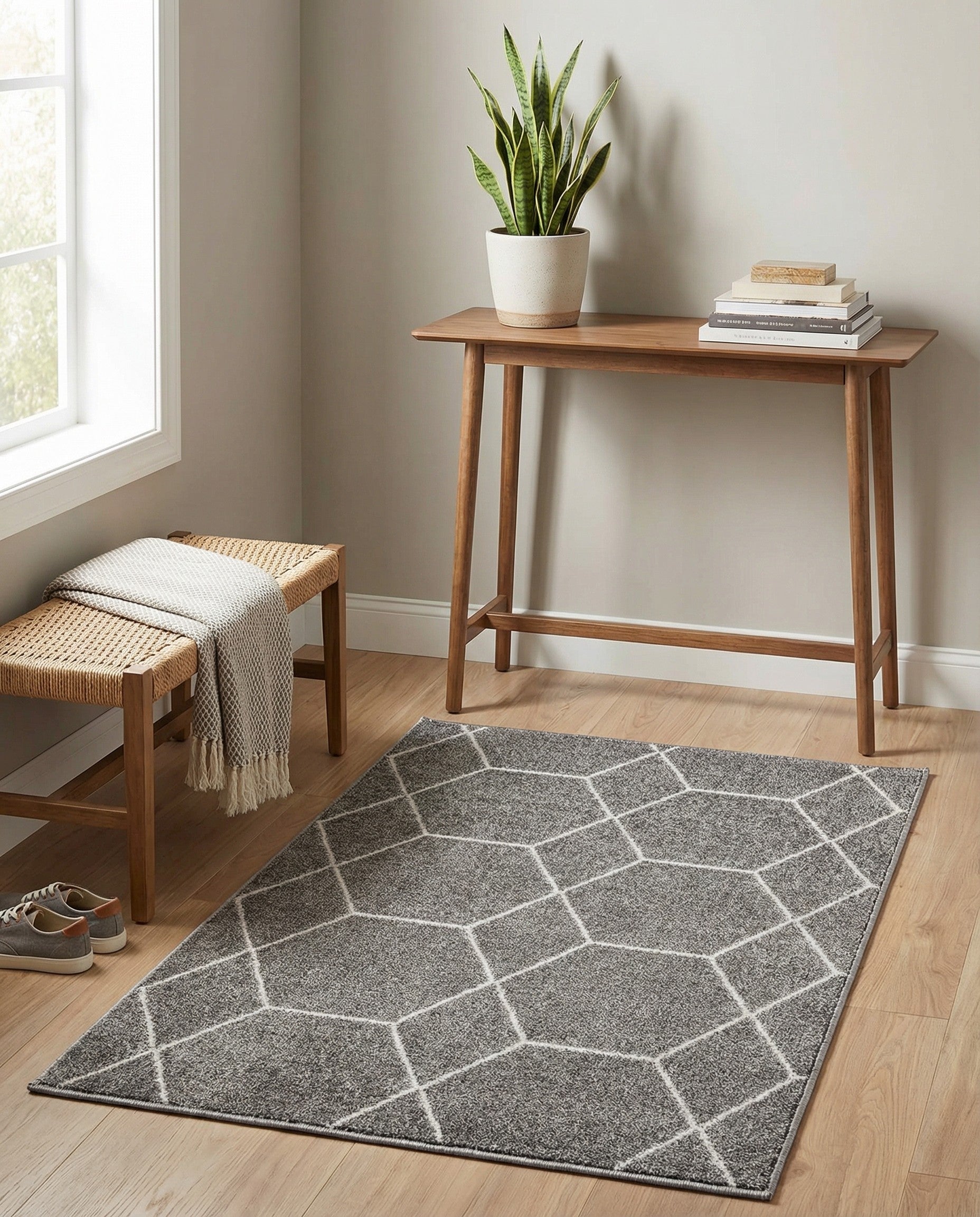  2' x 3' Lattice Frieze Rug