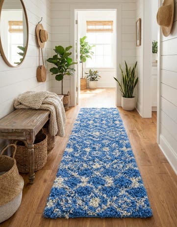 2' 7 x 12' Moroccan Trellis Shag Runner Rug